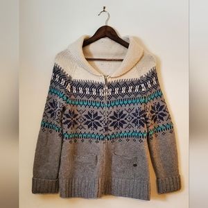 ***Kismet Zip up sweater w/pockets***